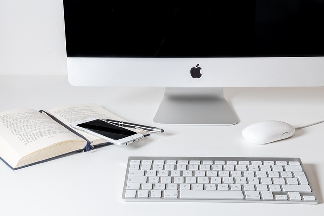 Download your Marketing Checklist